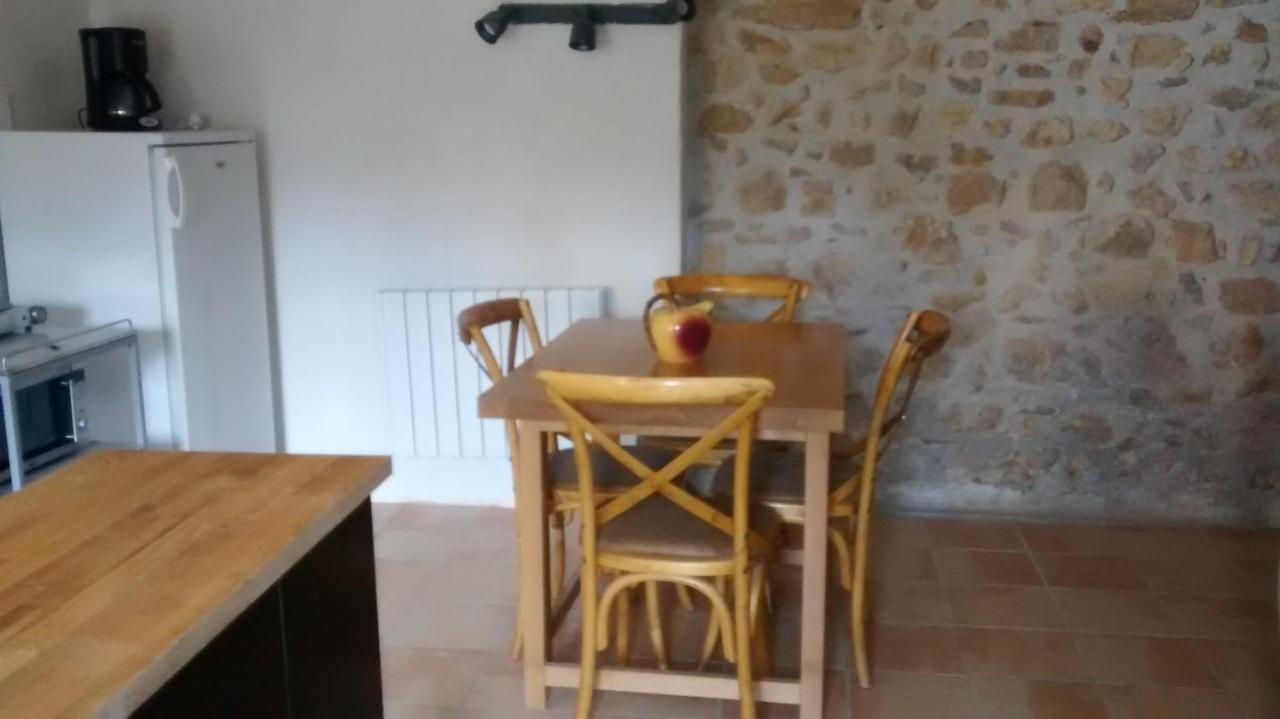 Gite H.Petit Vagnas Exterior photo